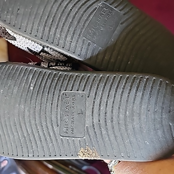 MK Gilmore Slides - Picture 7 of 8